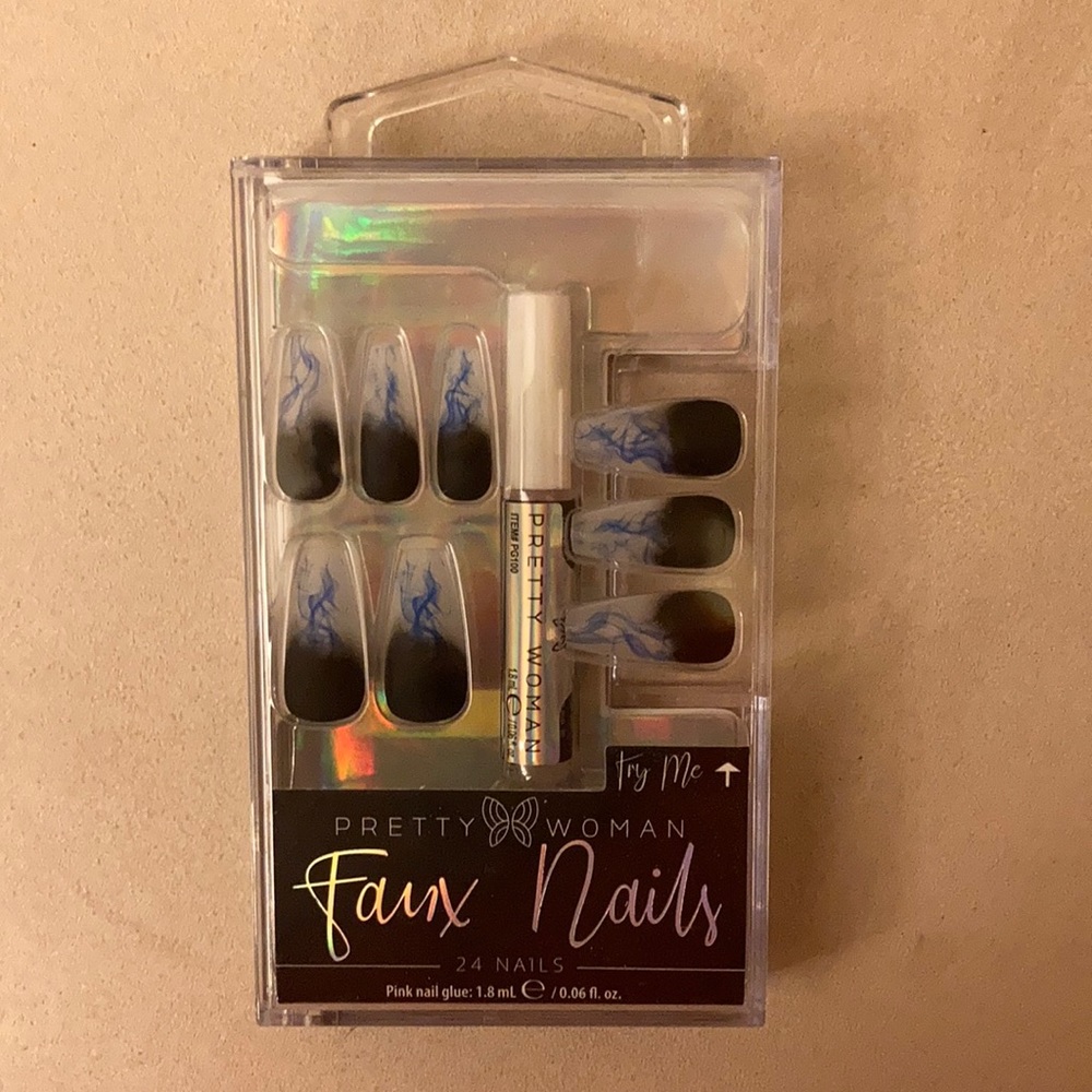 ⚜️Pretty Women Matte Blue/Black Smoke Faux Nails